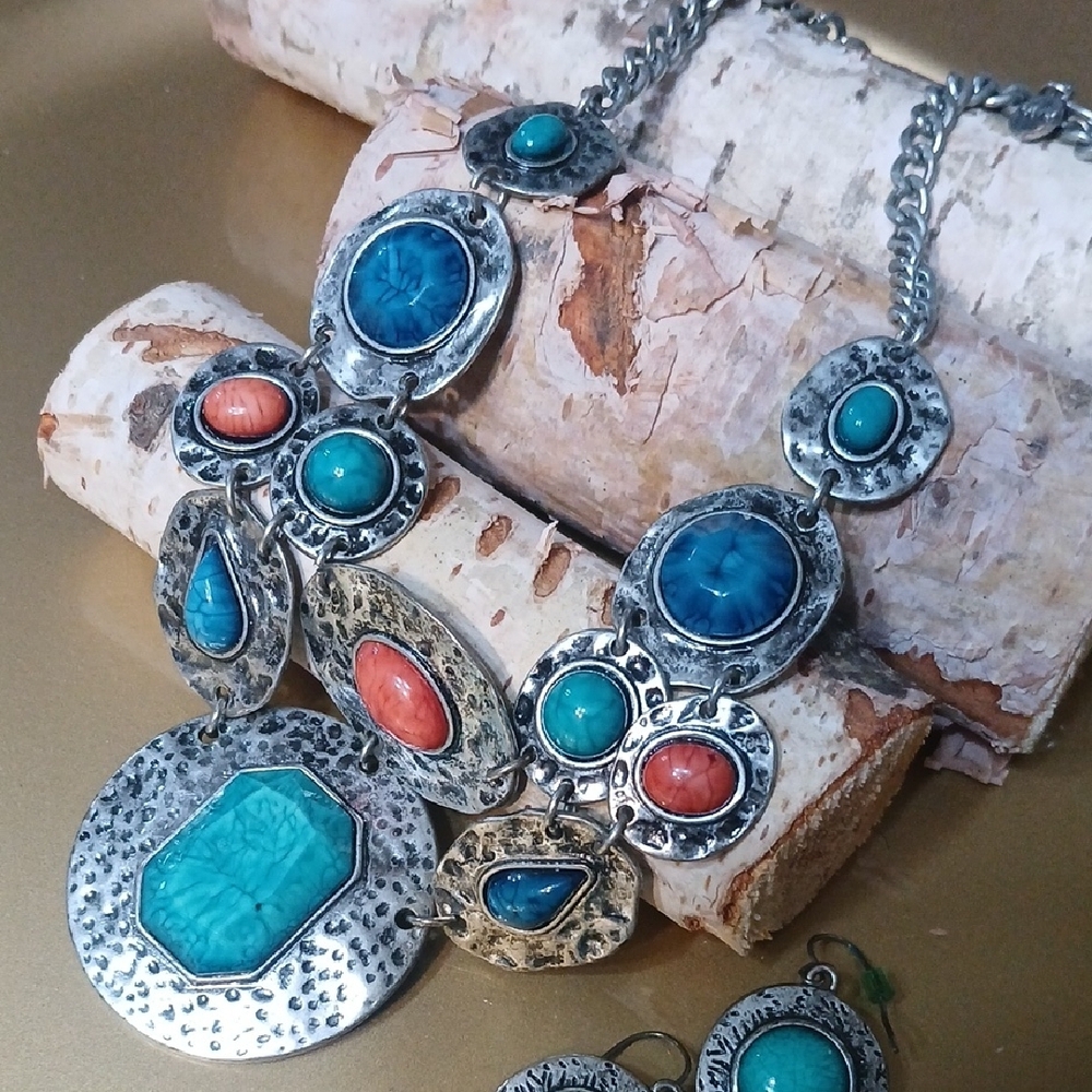 Ruby Rd. Turquoise & Coral Statement Necklace Wit… - image 4